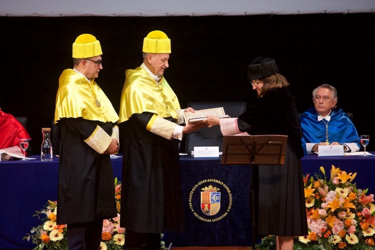 Honoris Causa Nicolás Olea